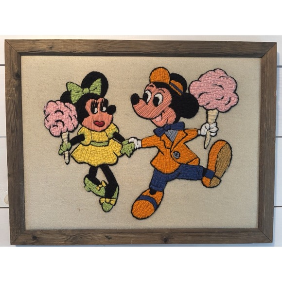 Other - Vintage 1982 Mickey Minnie Mouse "Creative Stitchery" embroidery Crewel Art